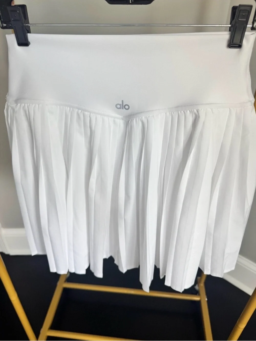 ALO Pleated Grand Slam Skirt Bundle SZ M